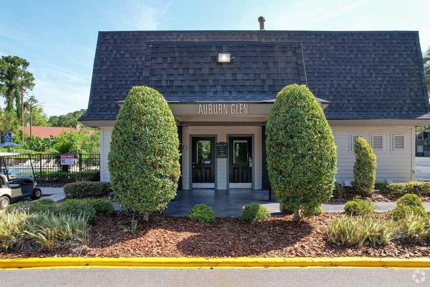 Building Photo - Auburn Glen Apartments