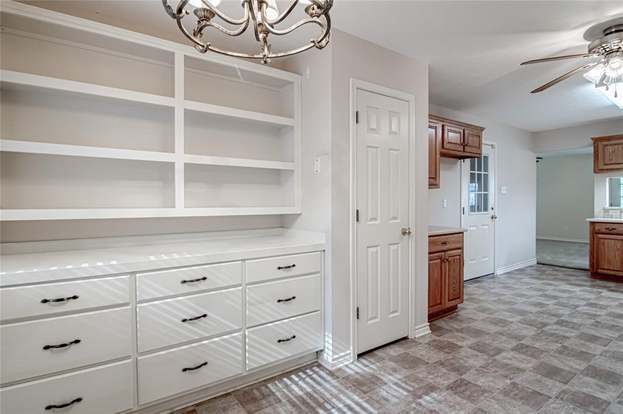 Building Photo - 203 Pine Valley