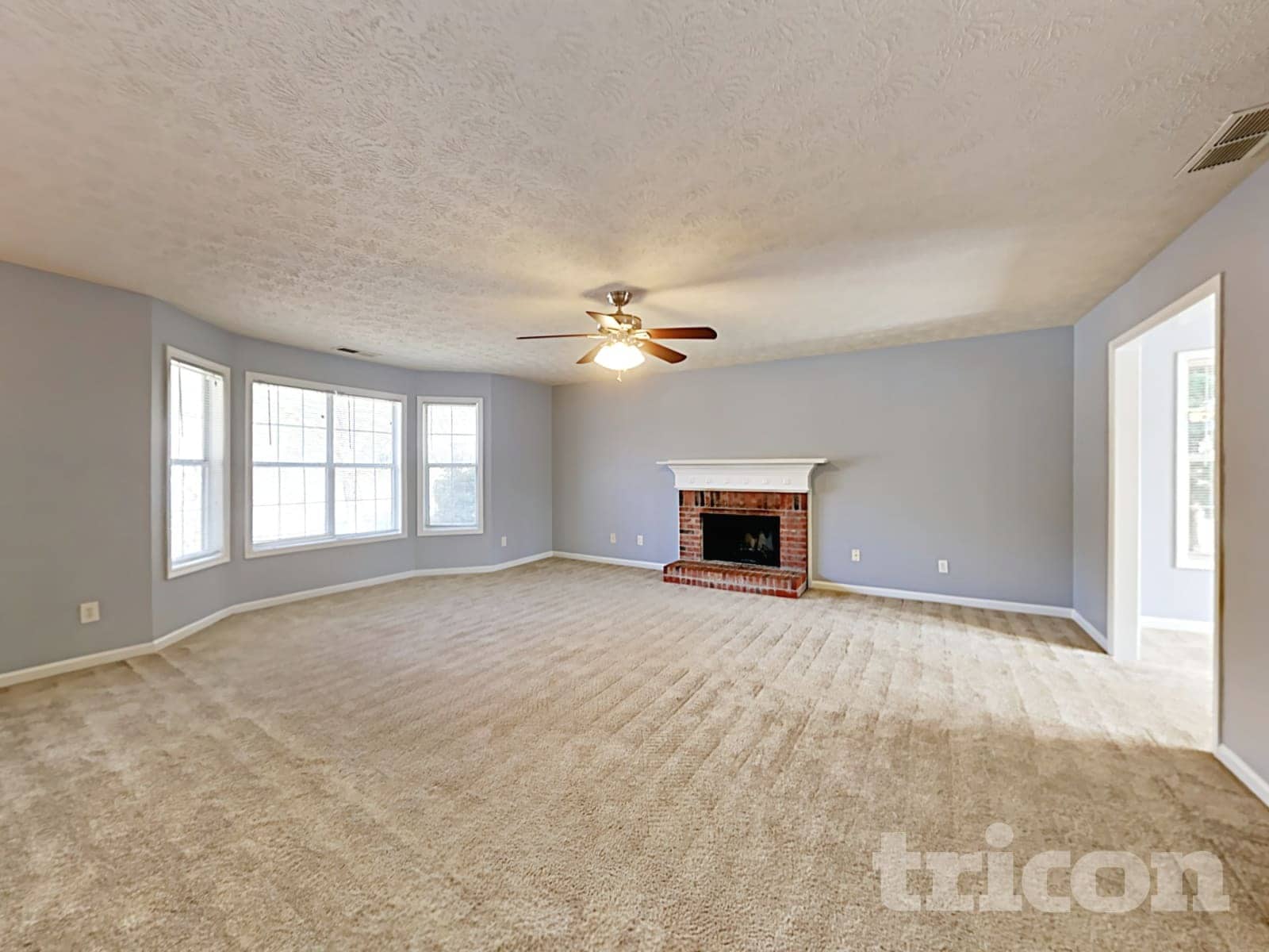 Building Photo - 3935 Piper Glen Dr NE