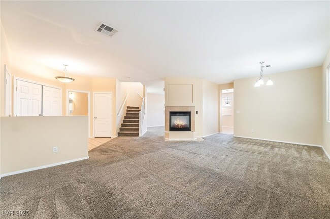 Building Photo - 744 Blue Barrel St