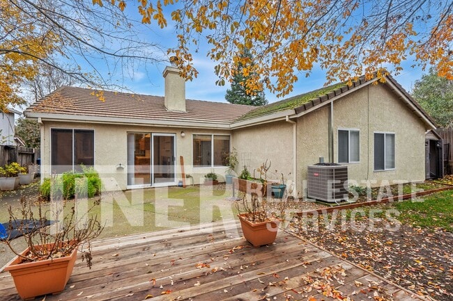 Building Photo - 134 John Henry Cir