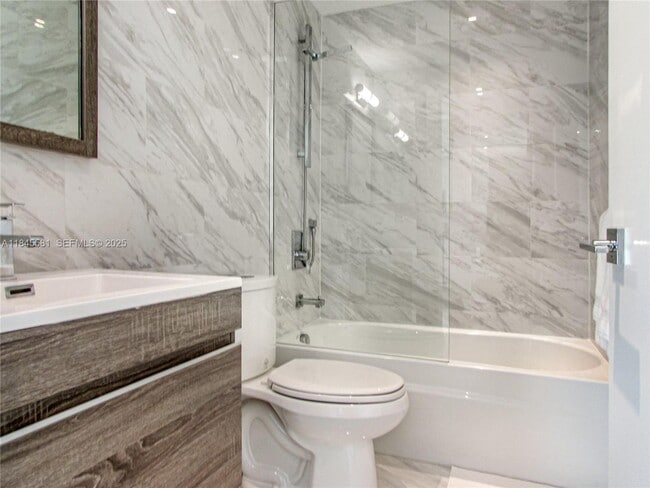 Building Photo - 9220 Biscayne Blvd