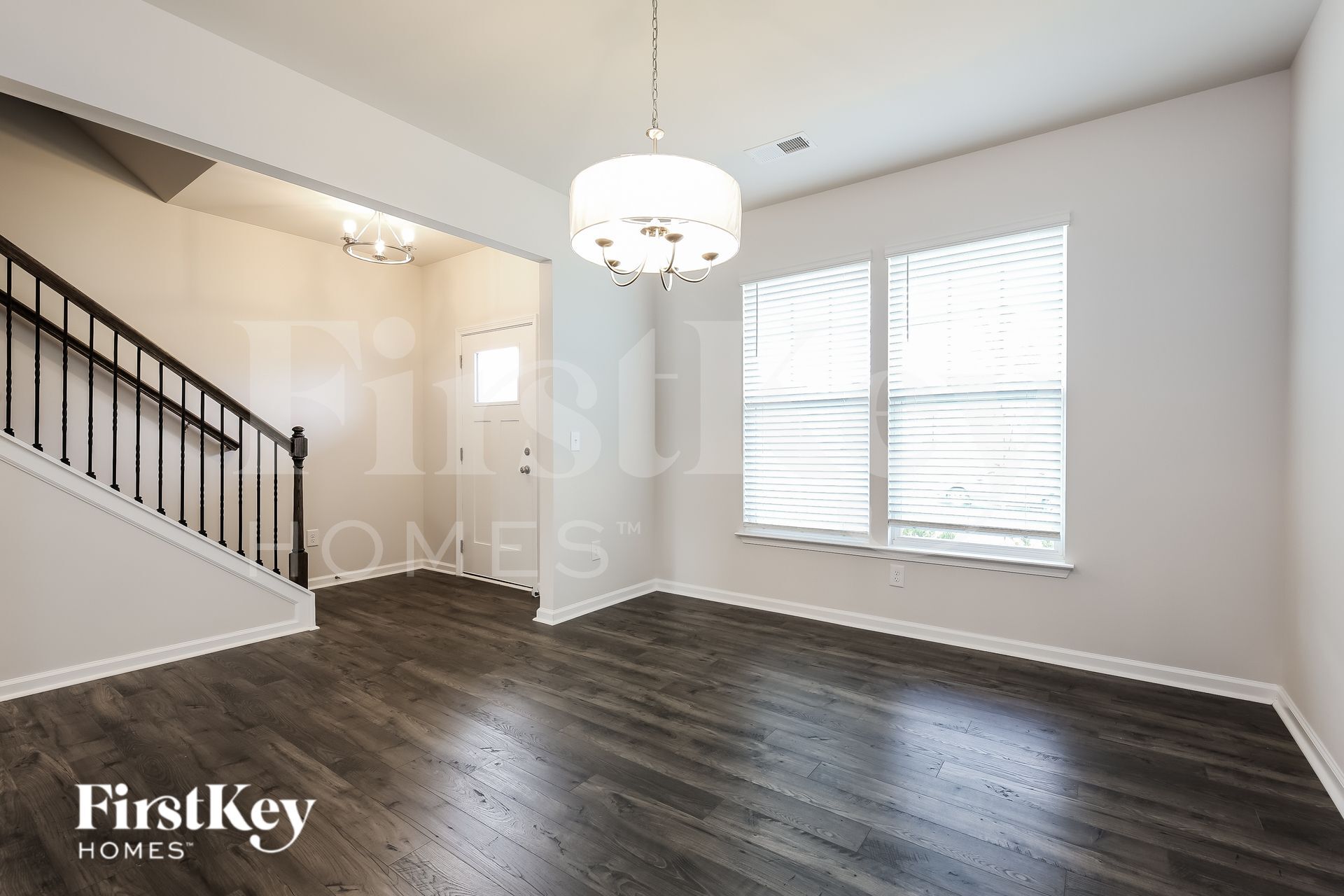 Building Photo - 300 Stonefence Dr