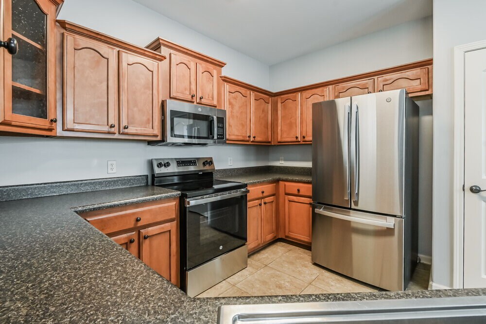 Building Photo - 305 Garden Springs Dr