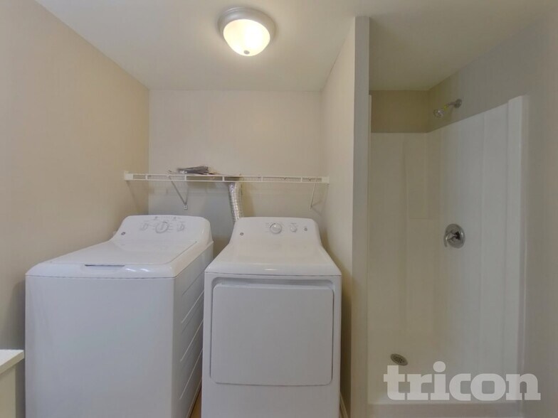 Building Photo - 101 Netherland Dr