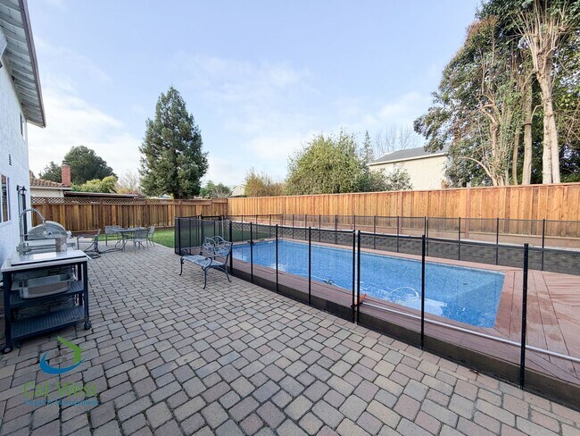 Building Photo - $5095 - Beautiful and Well Maintained South Gilroy Home w/ Salt Water Pool!!