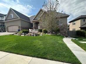 Building Photo - 4000 Mount Airey Dr