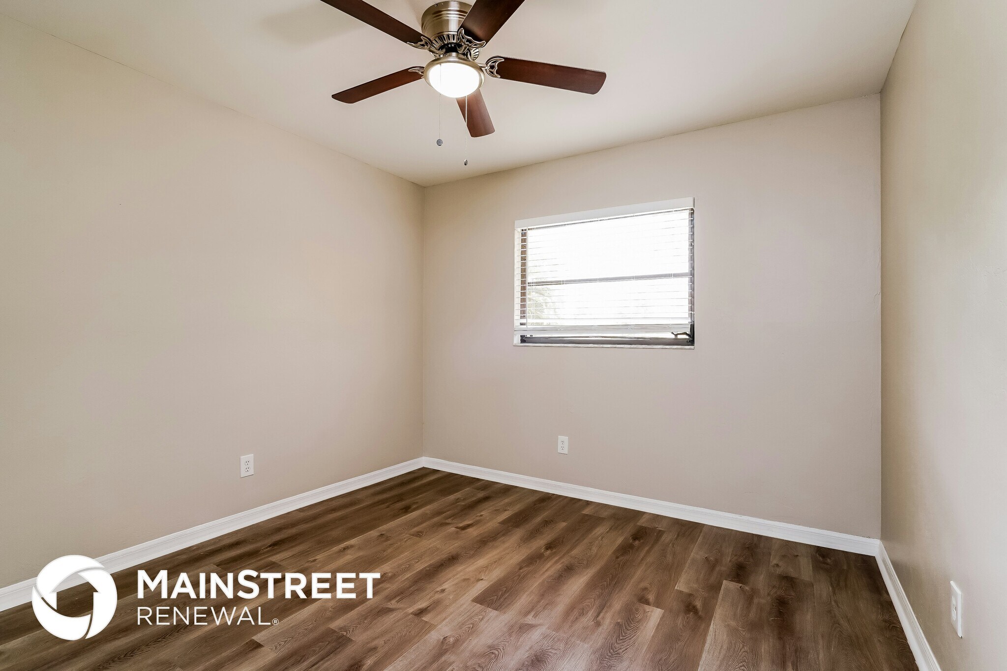 Building Photo - 113 NE 18th Pl