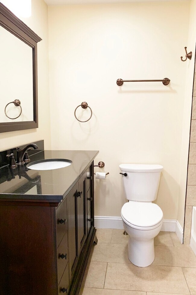 Building Photo - 152 North St