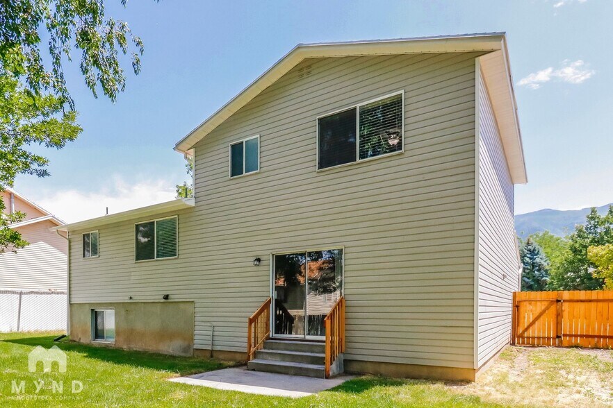 Building Photo - 2297 N 1125 E