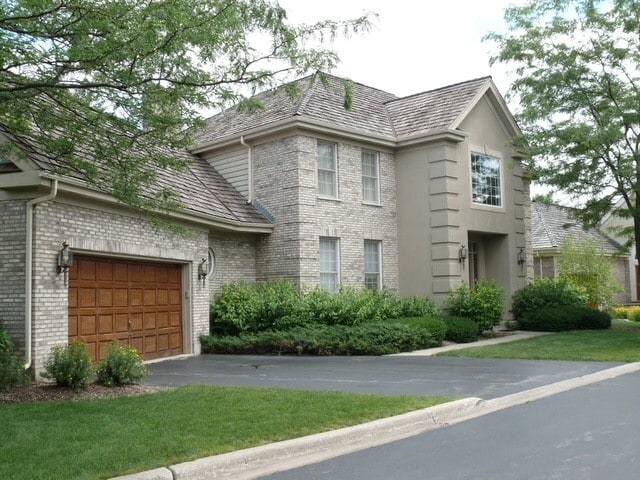 Primary Photo - 5 Hotchkiss Ct