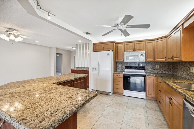 Building Photo - 13654 Whippet Way W