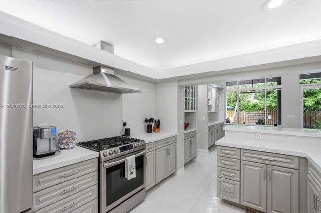Building Photo - 15845 SW 87th Ave