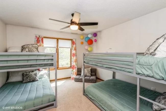 2nd Main Bedroom With Bunks - 1150 Jensen St