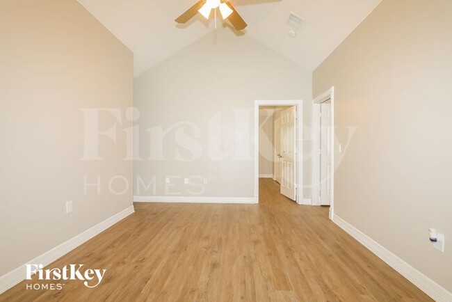 Building Photo - 11730 Twain Dr