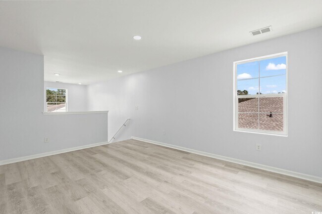 Building Photo - 336 Hidden Cove Dr