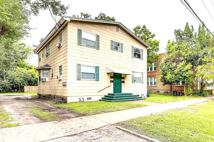 Property Front NE View - 2604 Post St