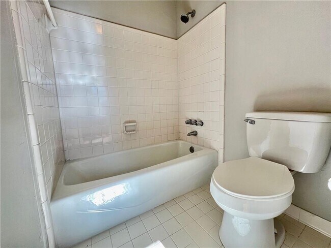 Building Photo - 215 Brantley Rd