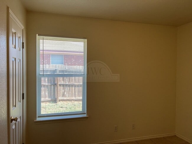 Building Photo - 4303 Elms Run Cir