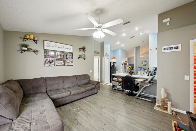 Building Photo - 6325 Chapel Pines Blvd