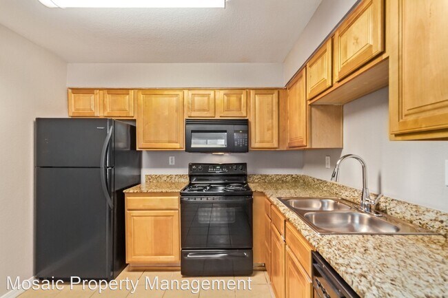 Building Photo - 2 br, 2 bath House - 330 S. Beck Avenue, #110