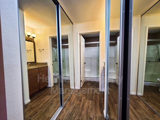 Building Photo - 10603 Dabney Dr
