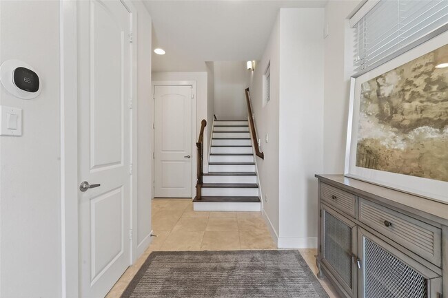 Building Photo - 1508 Beall St