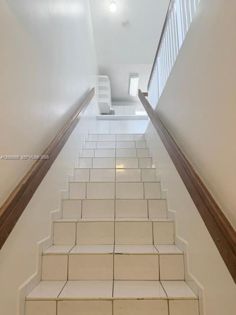 Building Photo - 3260 W 70th St