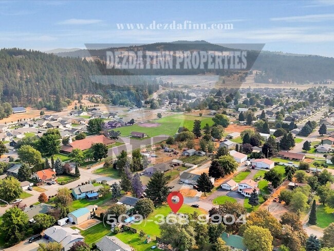 Building Photo - 2 Bed, 1 Bath in NE Spokane Valley Availab...