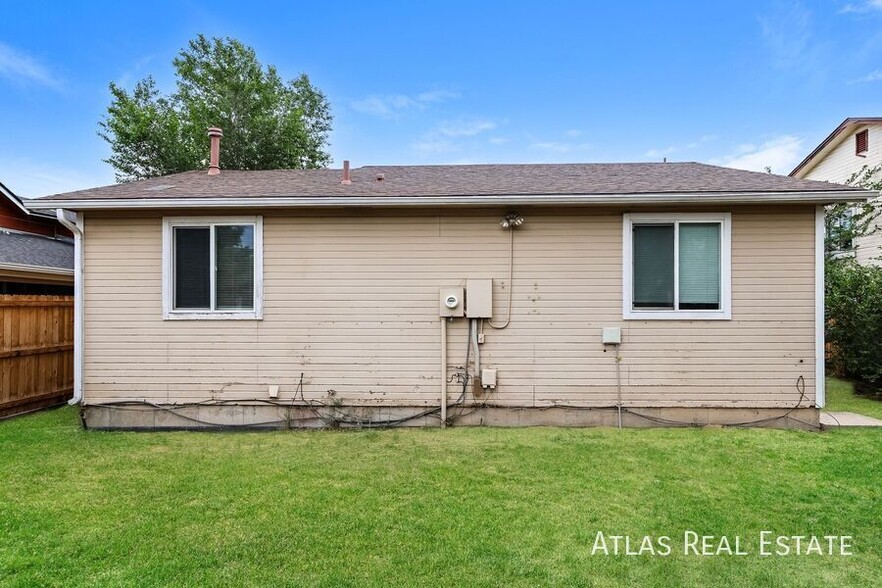 Building Photo - 14782 E Elk Pl