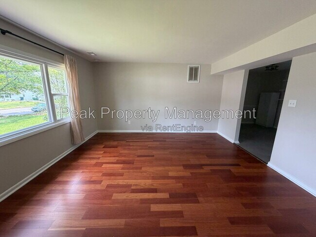 Building Photo - 5613 Indigo Rd