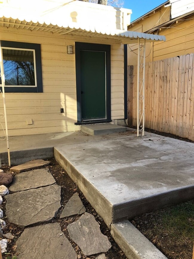 Building Photo - Move in Special Rent $1,375 per month thro...
