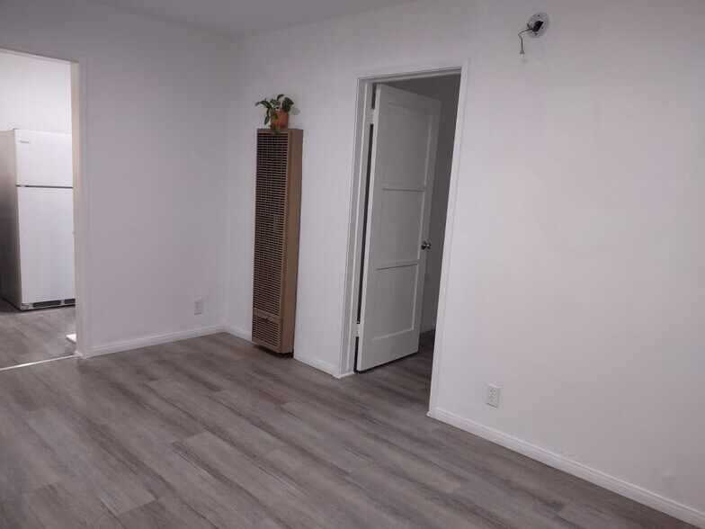 Livingroom - 202 N Florence St