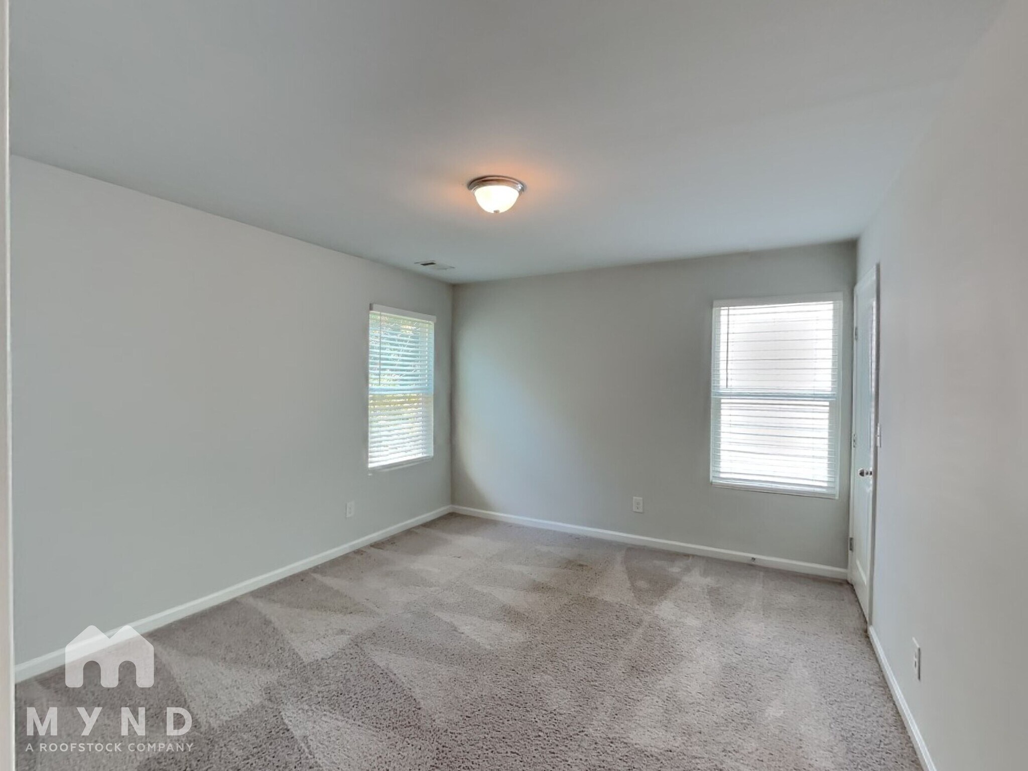 Building Photo - 1110 Wedgewood Dr NW