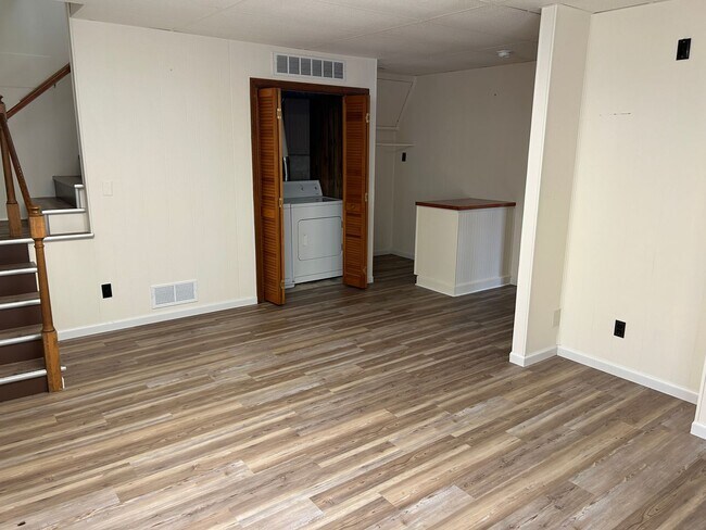 Building Photo - 109 Cedar Trails Ct