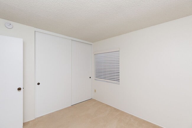 Building Photo - Single Story 3 Bed 2 Bath Home in Poway- Silverset Park