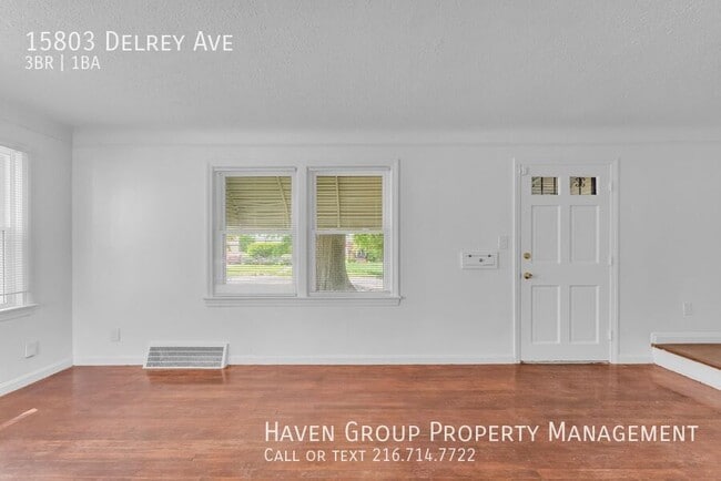 Building Photo - 15803 Delrey Ave