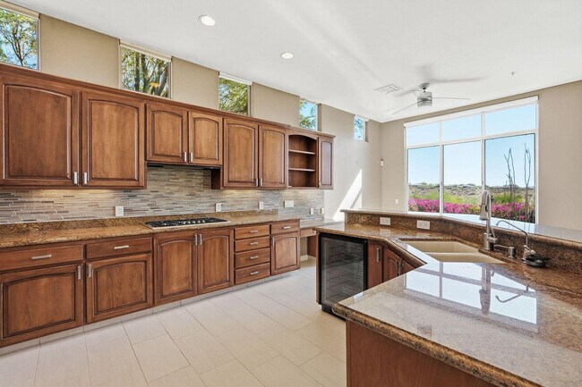 Building Photo - 11047 E Mirasol Cir