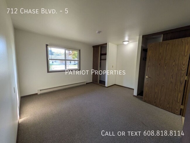 Building Photo - 712 Chase Blvd