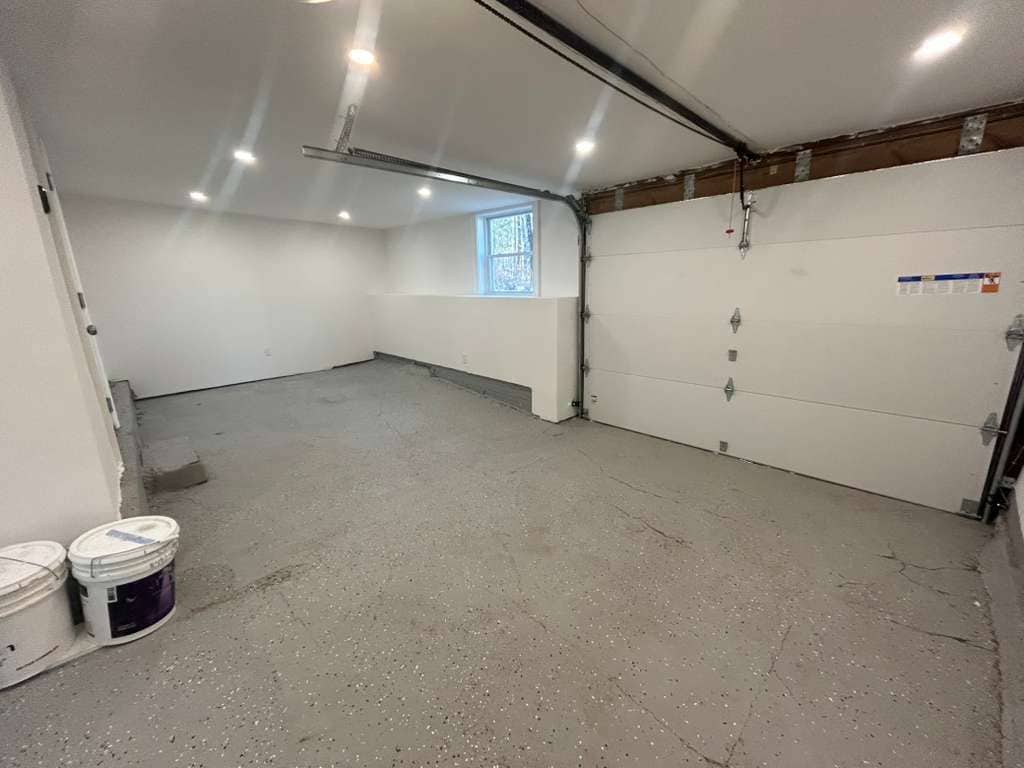 Garage with large room for storage - 11 Old Creamery Rd