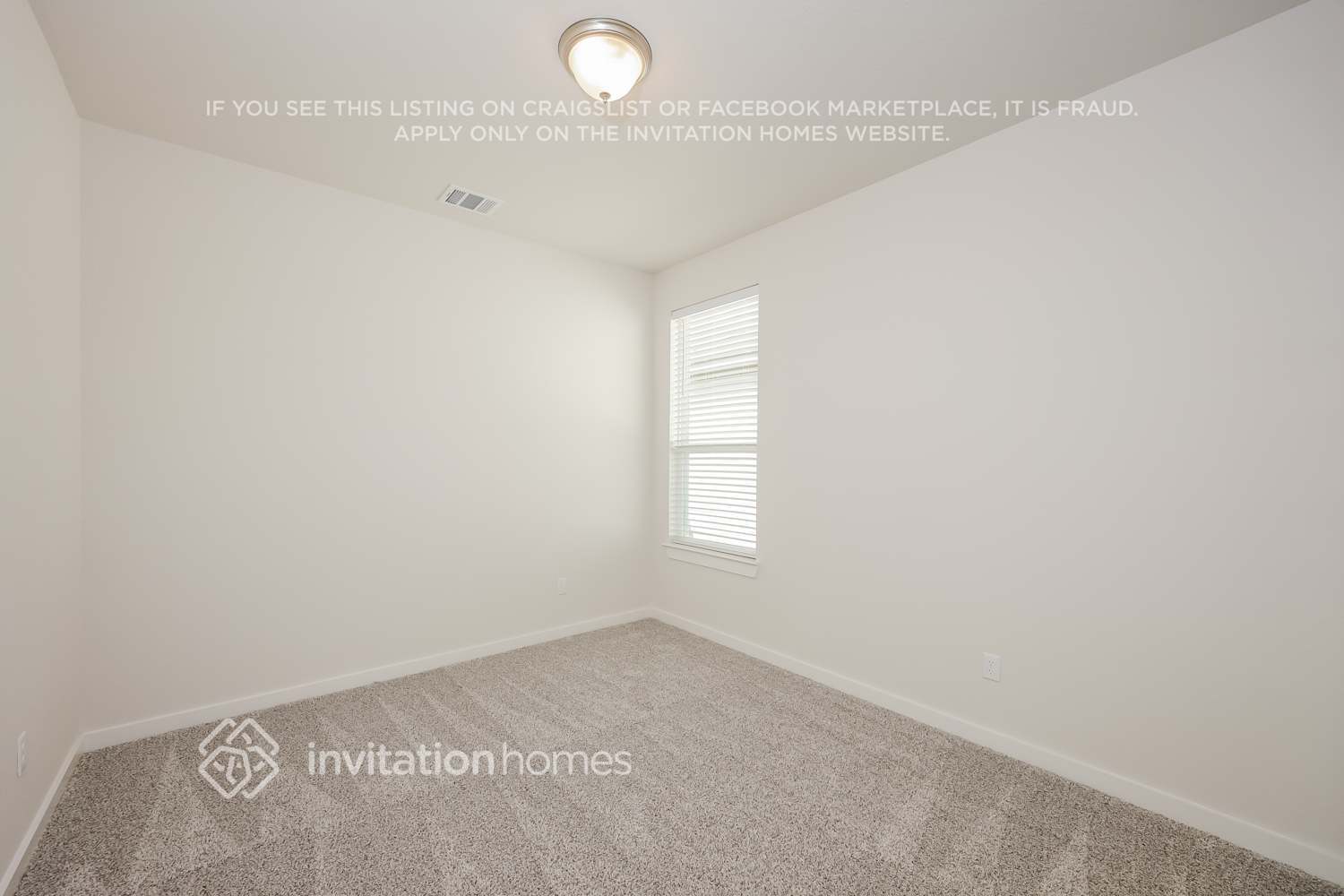 Building Photo - 4727 Audubon Pl