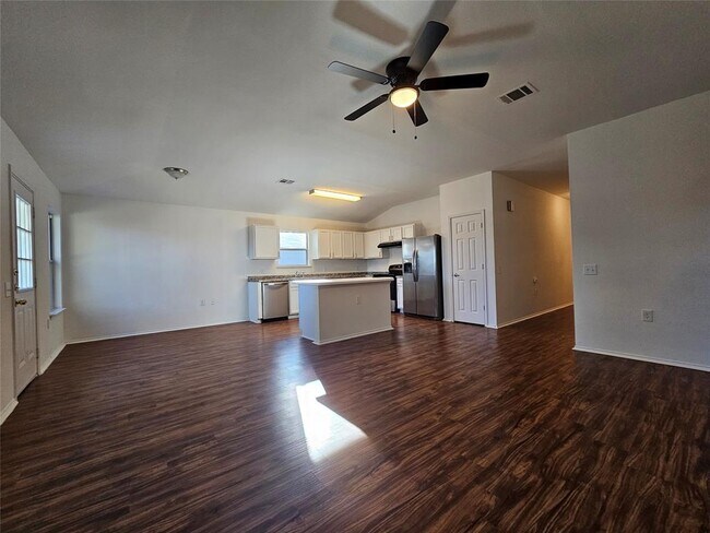 Building Photo - 5213 English Glade Dr