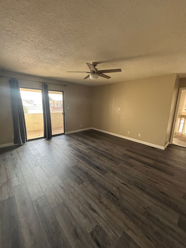 Building Photo - FOR RENT: Beautiful Home in NE Heights!