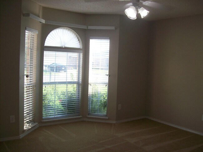 Building Photo - Great Home in Frenship School District