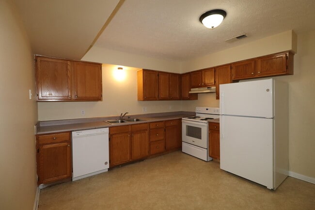 Building Photo - 107 Floyd Ct