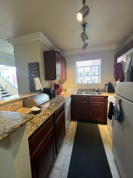 Building Photo - 4050 Pacific Harbors Dr