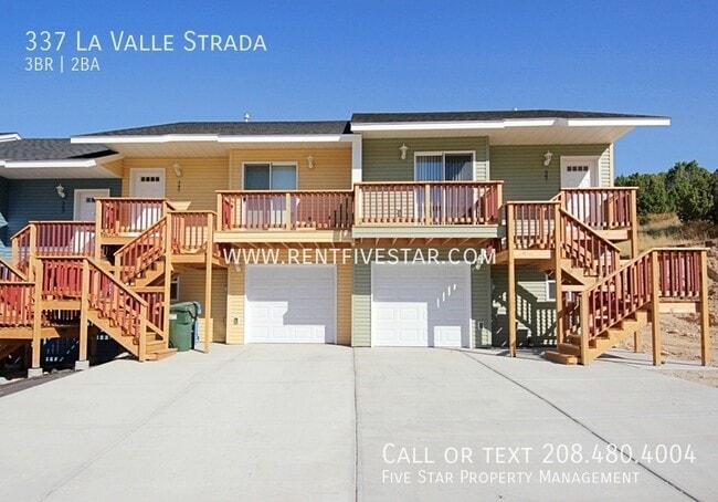 Primary Photo - 337 La Valle Strada