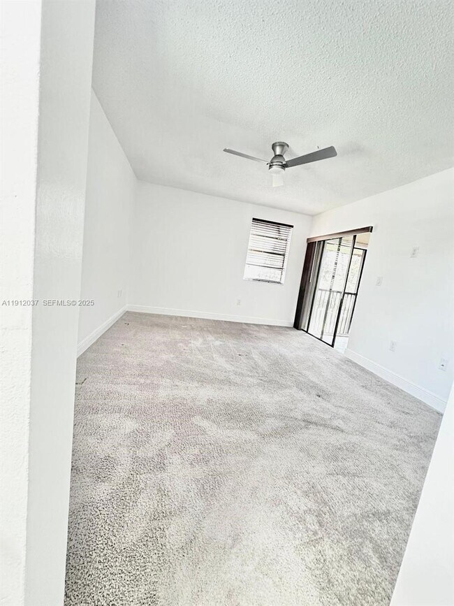 Building Photo - 8632 NW 34th Pl