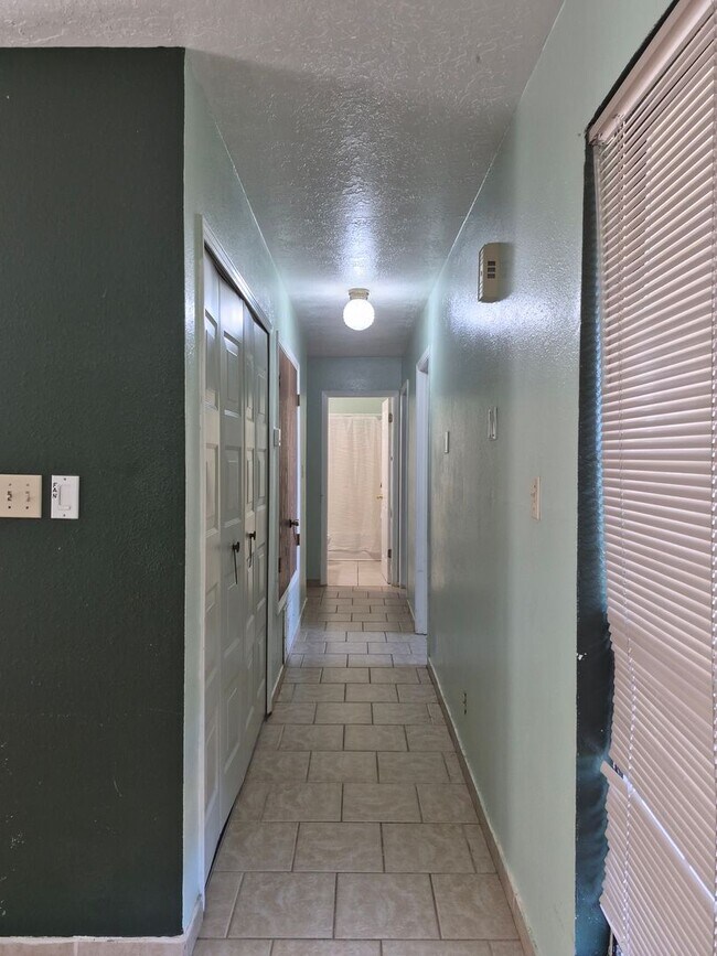 Building Photo - PARTIALLY FURNISHED