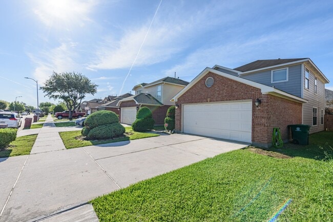 Building Photo - 11710 Fossil Rock Ln